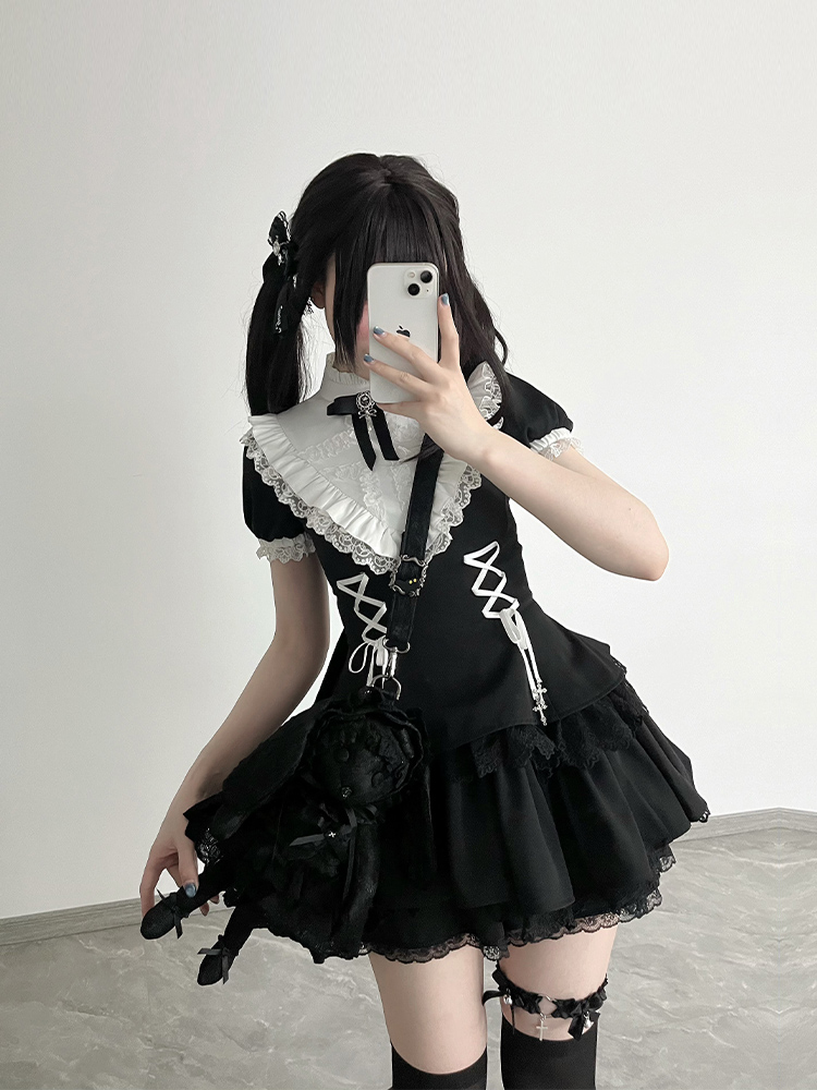 ラパフェ La Pafait♡ローズブラックレースバレッタ♡地雷系量産型 新品 レディース ブラック 肩開き セットアップ リボン レース