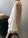 【644】『72H限定！半額以下！』シアーセットアップ UV対策 冷房対策 オーバーサイズ カフタン ブラウス Vネック長袖トップス＋ショートパンツ ルームウェア セットアップ リラックスウェア 散歩/紫外線対策 春夏新作