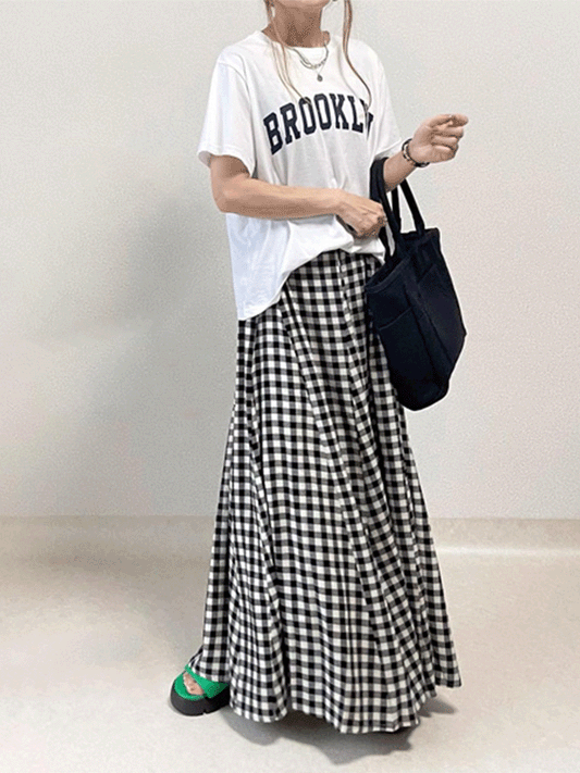 【339】[2点セットで即コーデ完成！] ロゴTシャツ+チェック柄フレアスカート セットアップ レディース 半袖トップス ウエストゴム ギャザー ロングスカート カジュアル 体型カバー 2025春夏新作